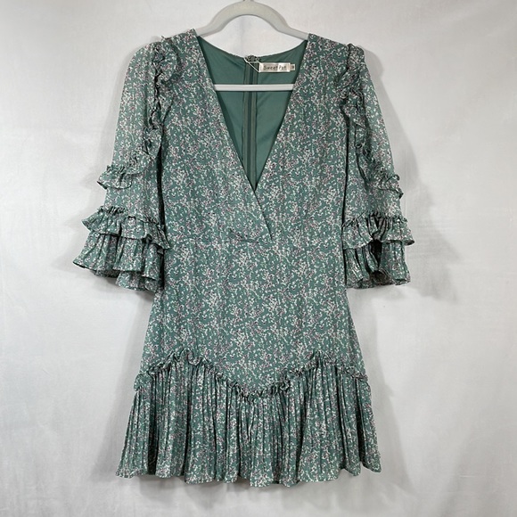 Dresses & Skirts - Sweet Pot Dress  10 Australian size NWT